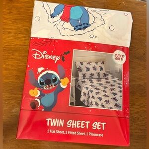 NWT Disney Stitch Christmas Winter Twin Sheet Set